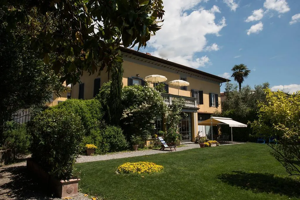 Al Porto Di Lucca B&B Italien