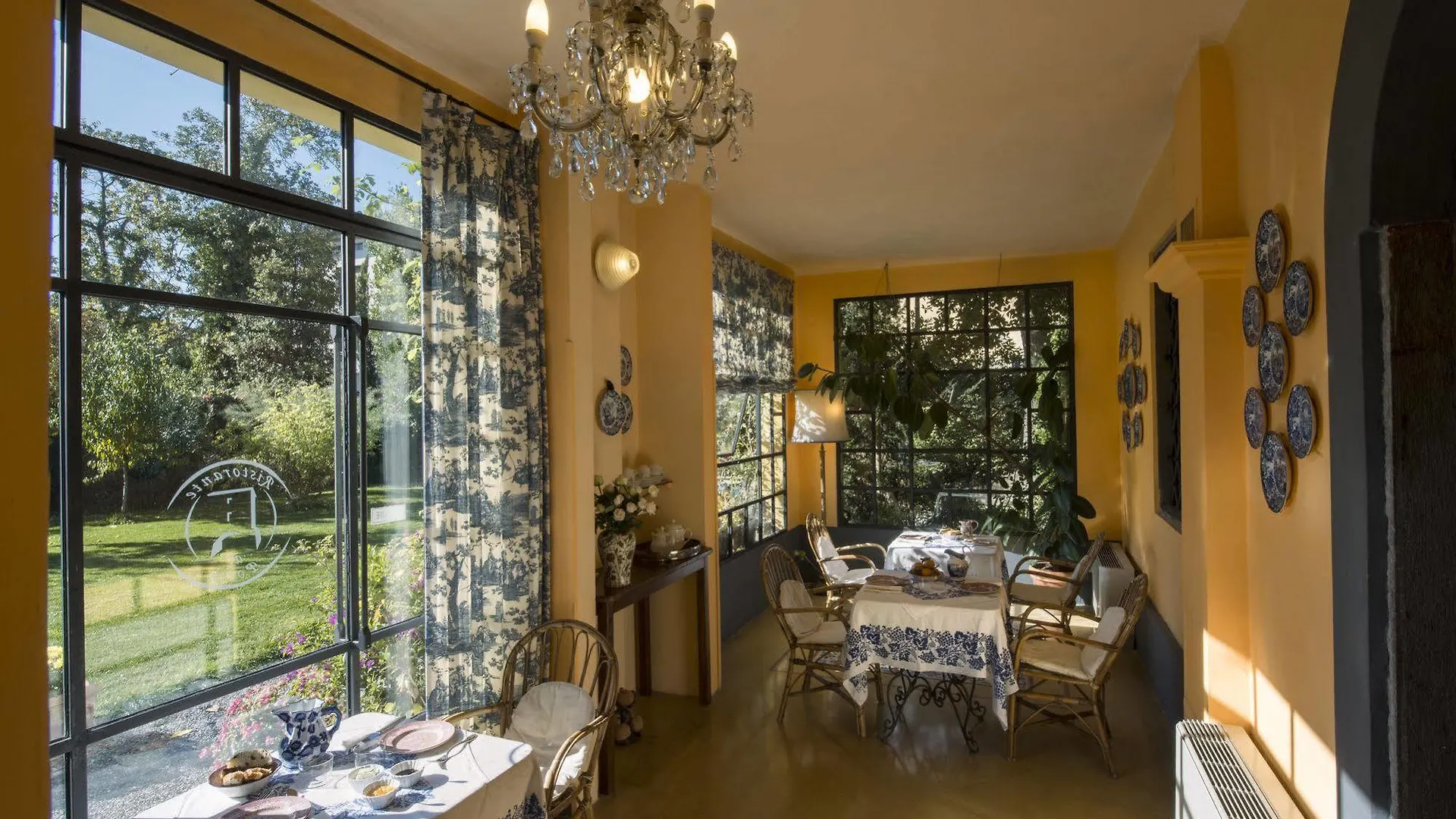 Al Porto Di Lucca B&B