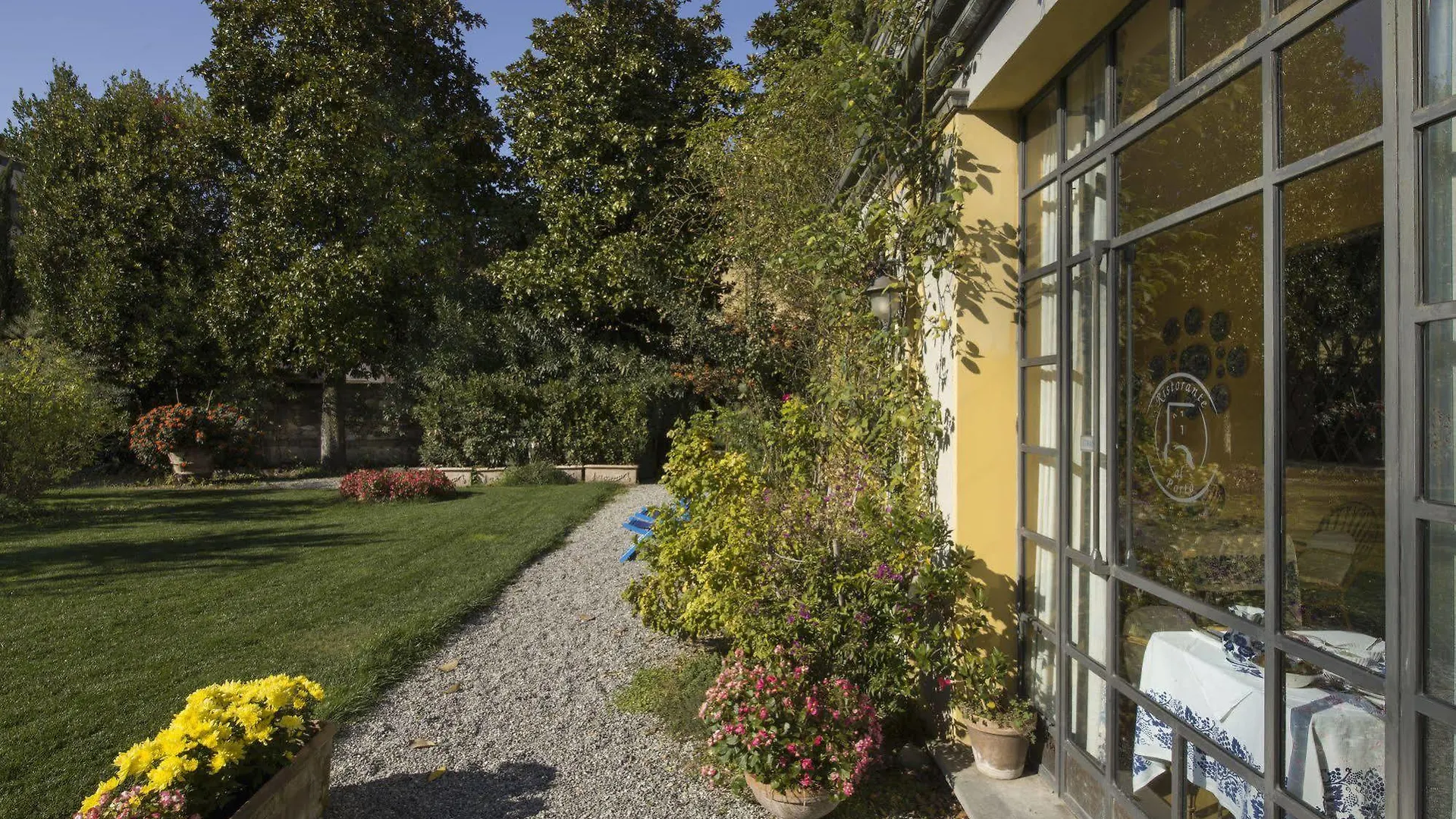 Al Porto Di Lucca B&B Couette-café